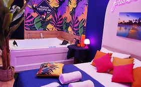 Suite Maison Tropical - Luxury Apartment In Bari